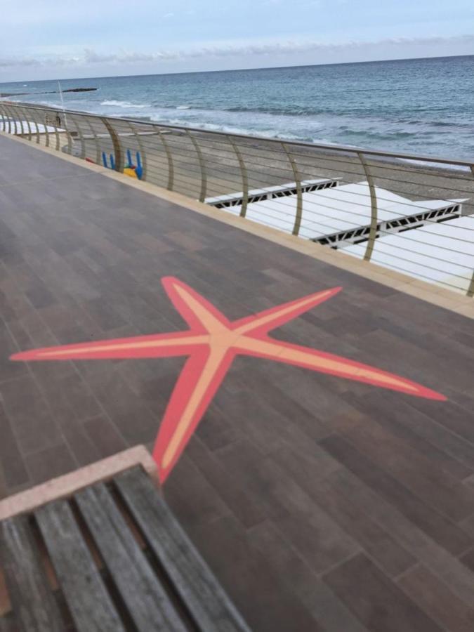 Appartamento Stella Marina In Pieno Centro Di Pietra Ligure Sulla Passeggiata E A Un Passo Dal Mare Exterior photo